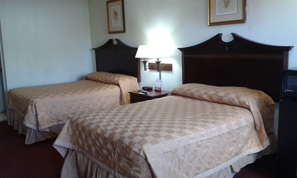 Key West Inn - Newport News Luaran gambar